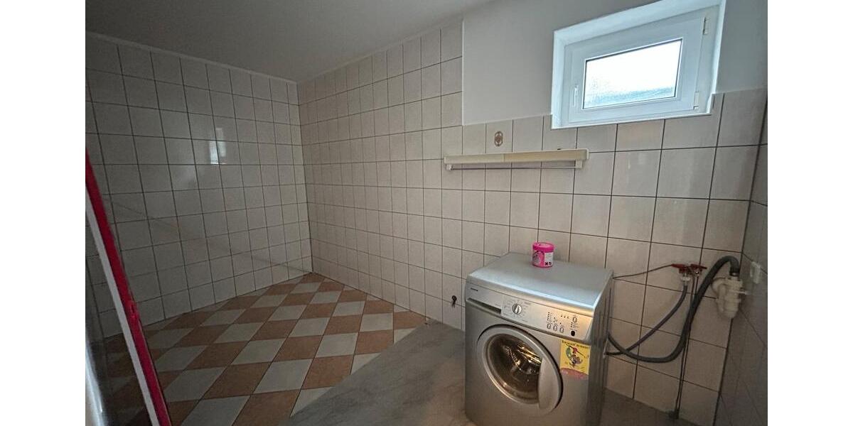 Etagenwohnung Staufenberg - 2 Zimmer, 80 m&sup2;, 750&euro; | Angebot:26680414