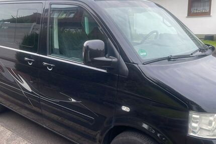 VW T5 Multivan 292.109 km 11.999 &euro; Mücke 35325