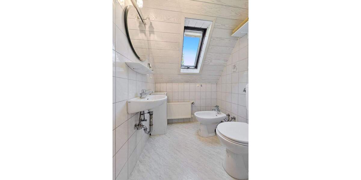 Doppelhaushälfte Bad Laasphe - 4 Zimmer, 91 m&sup2;, 229.000&euro; | Angebot:25663937