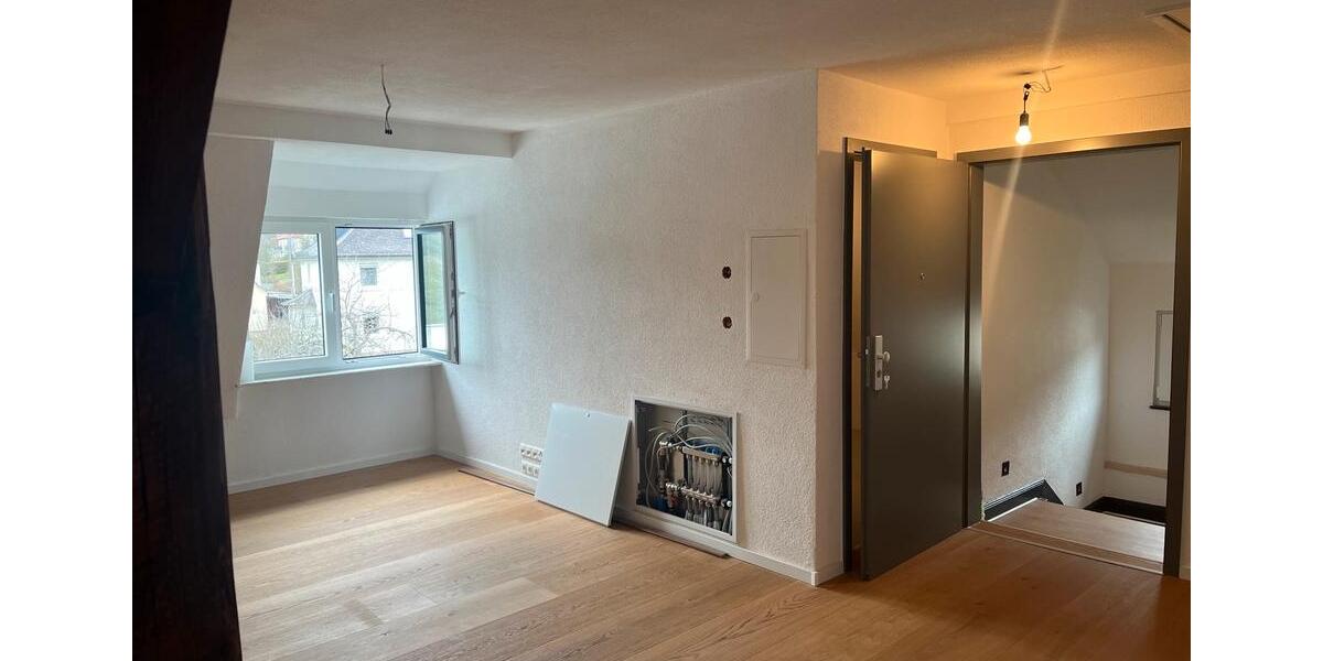 Dachgeschoßwohnung Biedenkopf - 2 Zimmer, 60 m&sup2;, 550&euro; | Angebot:25722436