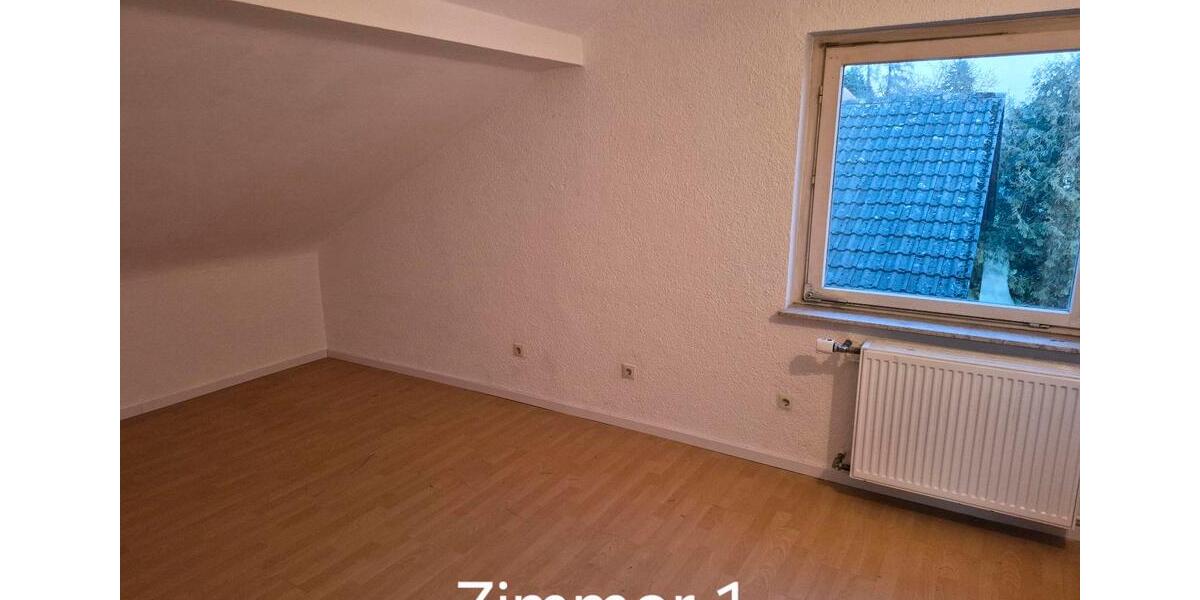 Dachgeschoßwohnung Kirchhain - 3 Zimmer, 80 m&sup2;, 500&euro; | Angebot:26272102