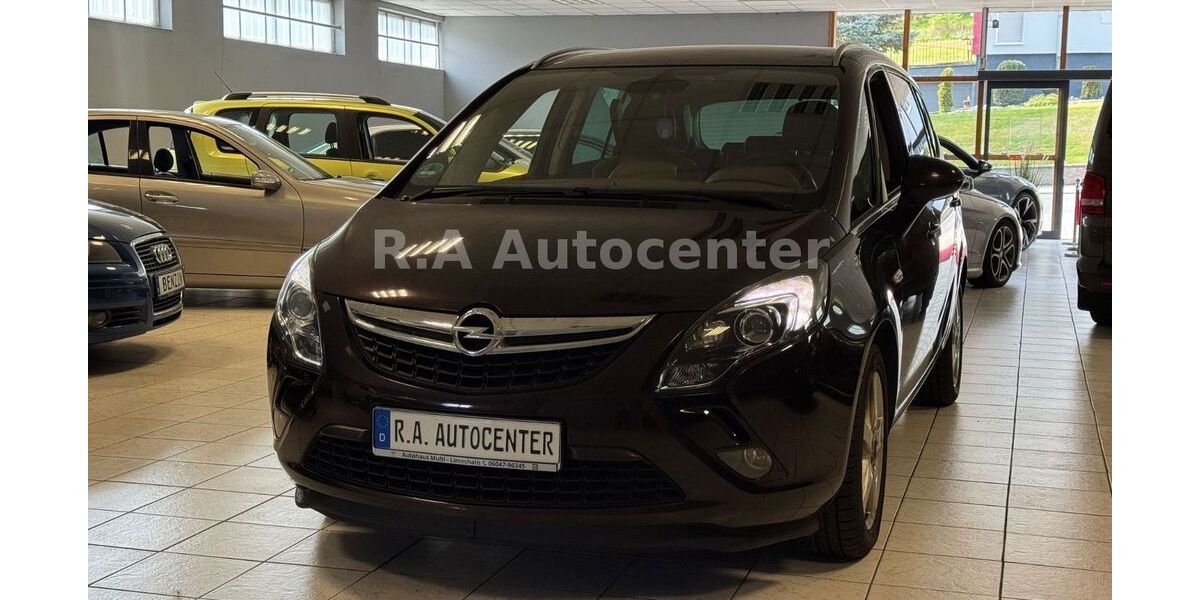 Opel Zafira 247.699 km 5.790 &euro; Burg 35745