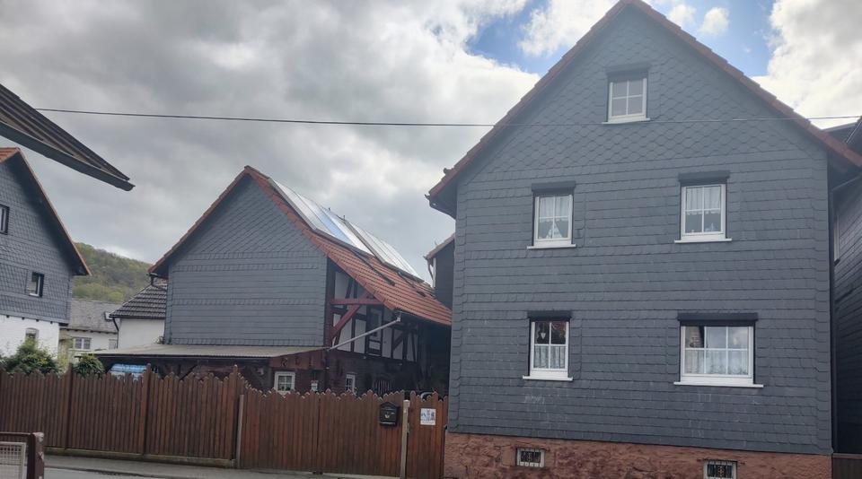 Einfamilienhaus Dautphetal - 9 Zimmer, 140 m&sup2;, 199.000&euro; | Angebot:26299866