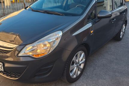 Opel Corsa 206.000 km 3.250 &euro; Marburg 35037