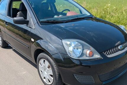 Ford Fiesta 101.000 km 1.990 &euro; Cölbe-Bernsdorf 35091