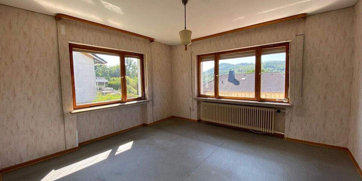 Einfamilienhaus Bad Laasphe - 5 Zimmer, 107 m&sup2;, 190.000&euro; | Angebot:25667526