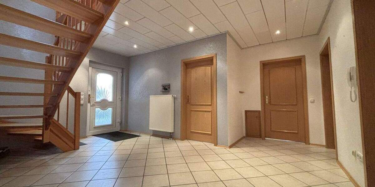 Einfamilienhaus Wohratal / Halsdorf Halsdorf - 5 Zimmer, 173 m&sup2;, 399.000&euro; | Angebot:25689276