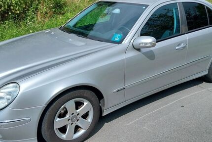 Mercedes-Benz E 240 231.000 km 5.500 &euro; Neustadt 35279