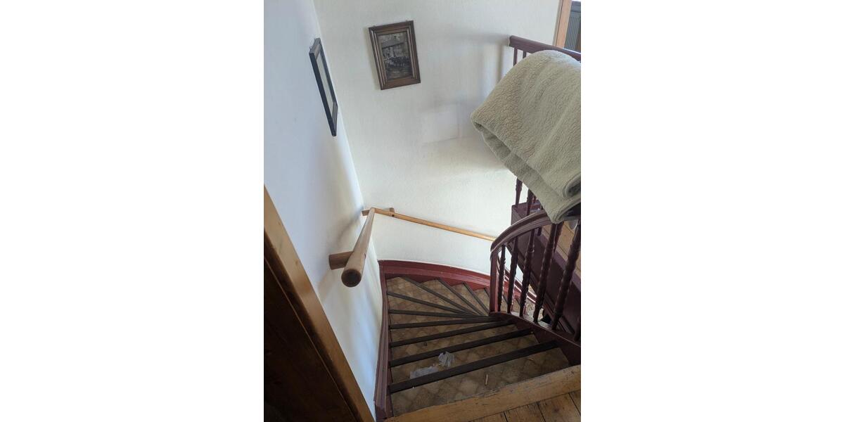 Einfamilienhaus Battenberg (Eder) - 5 Zimmer, 200 m&sup2;, 120.000&euro; | Angebot:26221855