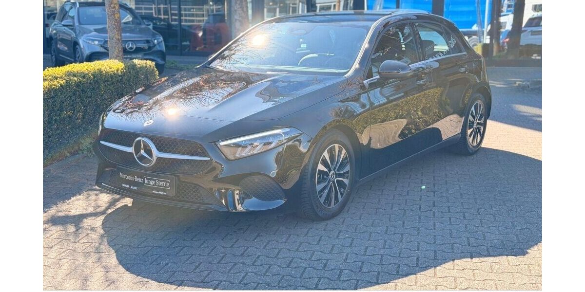 Mercedes-Benz A 180 23.437 km 27.490 &euro; Marburg 35039