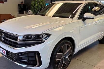 VW Touareg 1.900 km 74.950 &euro; Marburg 35039