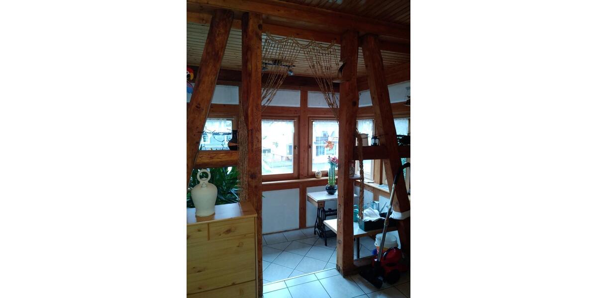 Mehrfamilienhaus, Wohnhaus Angelburg - 13 Zimmer, 327 m&sup2;, 380.000&euro; | Angebot:24284078