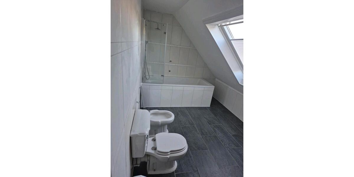 Einfamilienhaus Allendorf (Eder) - 5 Zimmer, 258 m&sup2;, 287.000&euro; | Angebot:26415365