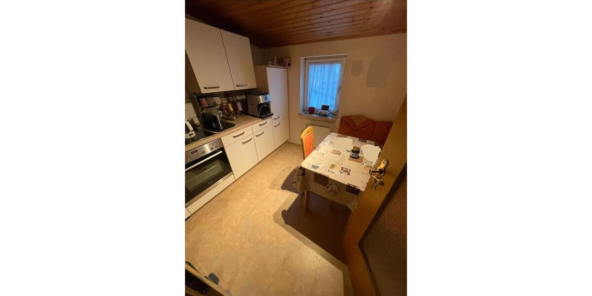 Etagenwohnung Antrifttal - 6 Zimmer, 146 m&sup2;, 800&euro; | Angebot:25885743