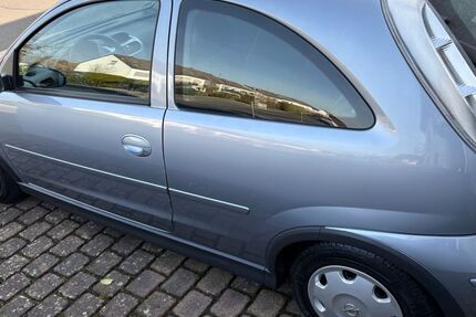 Opel Corsa 113.000 km 2.800 &euro; Buseck 35418