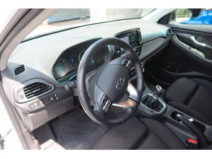Hyundai i30 YES! Plus 43.050 km 16.990 &euro; Bad Endbach 35080