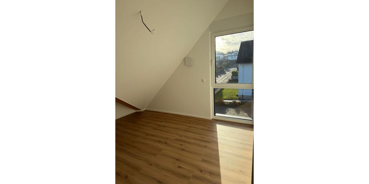 Dachgeschoßwohnung Wettenberg - 2 Zimmer, 40 m&sup2;, 890&euro; | Angebot:25167345