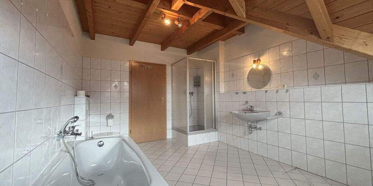 Einfamilienhaus Wohratal / Halsdorf Halsdorf - 5 Zimmer, 173 m&sup2;, 399.000&euro; | Angebot:25689276