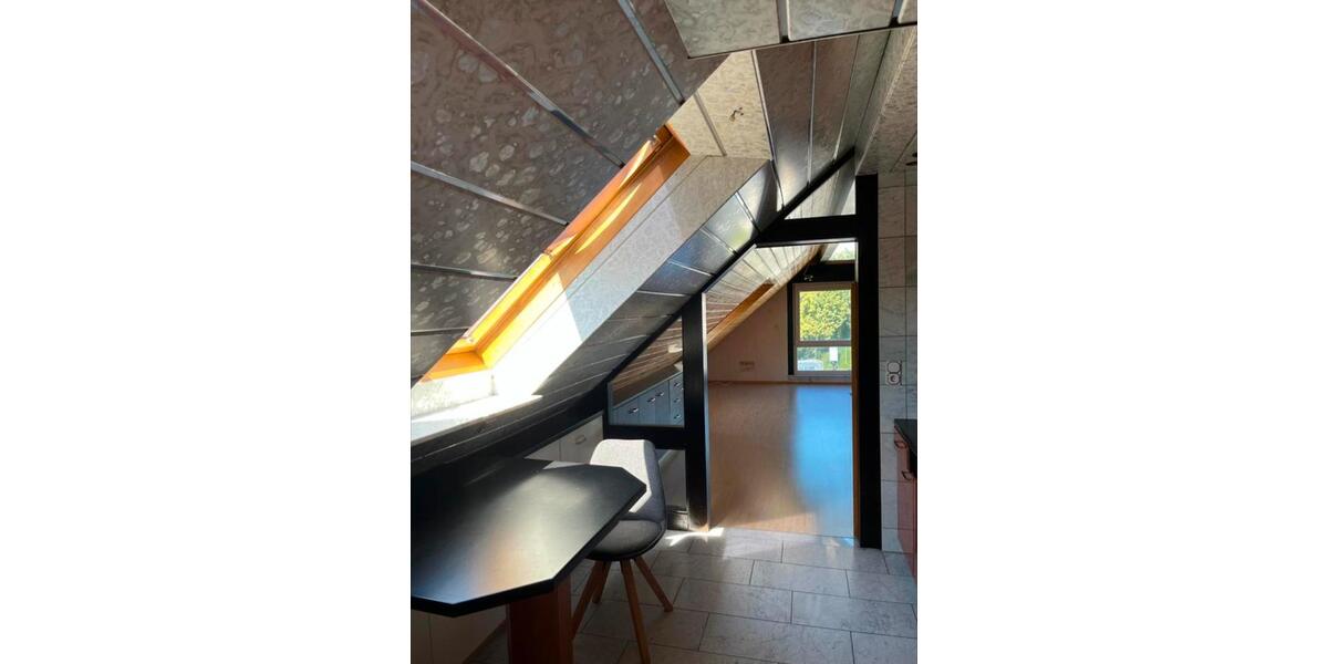 Dachgeschoßwohnung Lollar - 2 Zimmer, 69 m&sup2;, 600&euro; | Angebot:25282086