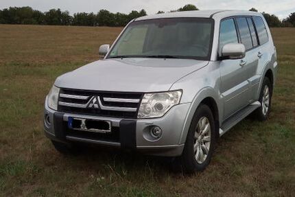 Mitsubishi Pajero 230.350 km 15.200 &euro; Biedenkopf 35216