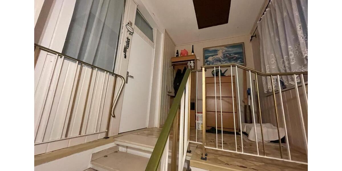 Etagenwohnung Antrifttal - 6 Zimmer, 146 m&sup2;, 800&euro; | Angebot:25885743