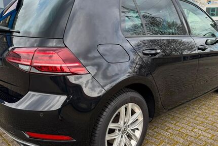 VW Golf 88.200 km 15.295 &euro; Kirchhain 35274