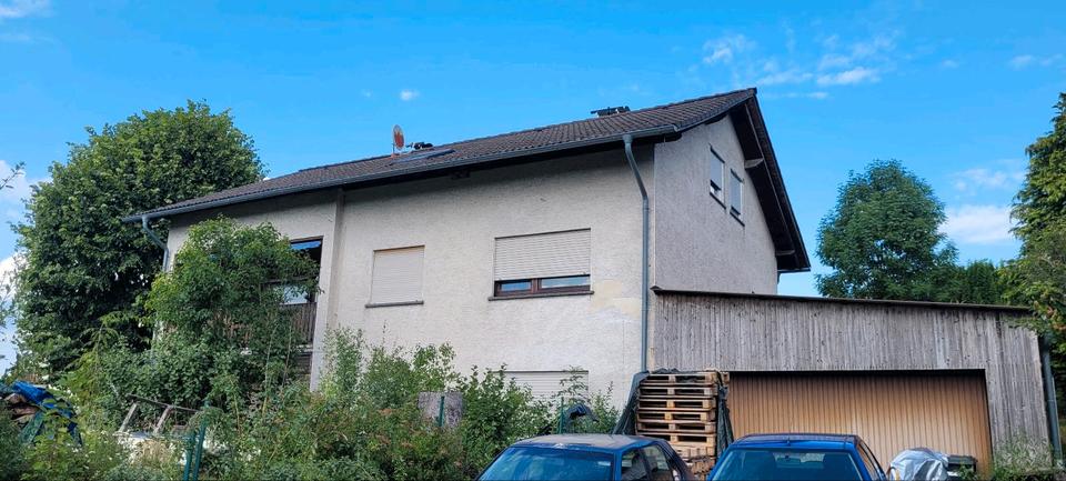 Mehrfamilienhaus, Wohnhaus Mücke - 17 Zimmer, 300 m&sup2;, 319.000&euro; | Angebot:23122317