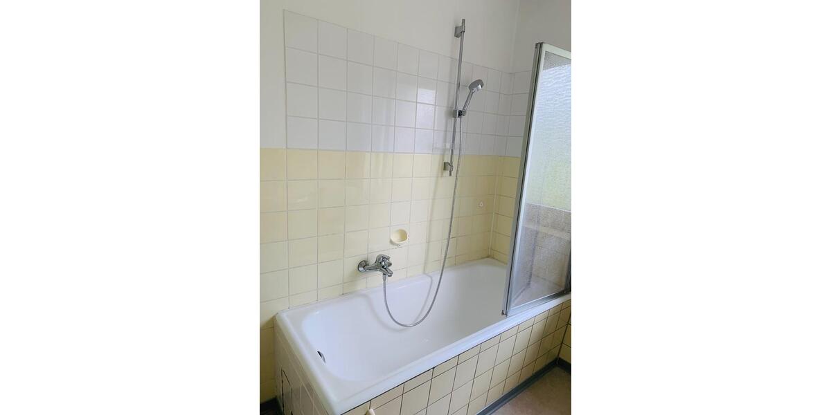 Etagenwohnung Marburg - 3 Zimmer, 63 m&sup2;, 605&euro; | Angebot:25962812