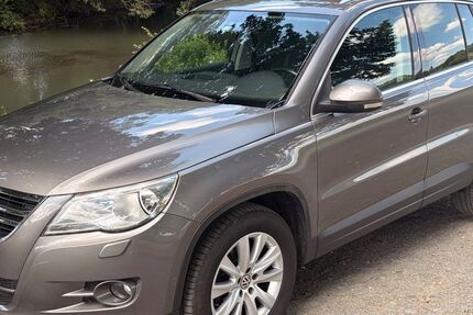 VW Tiguan 102.000 km 9.990 &euro; Nieder Gemünden 35329