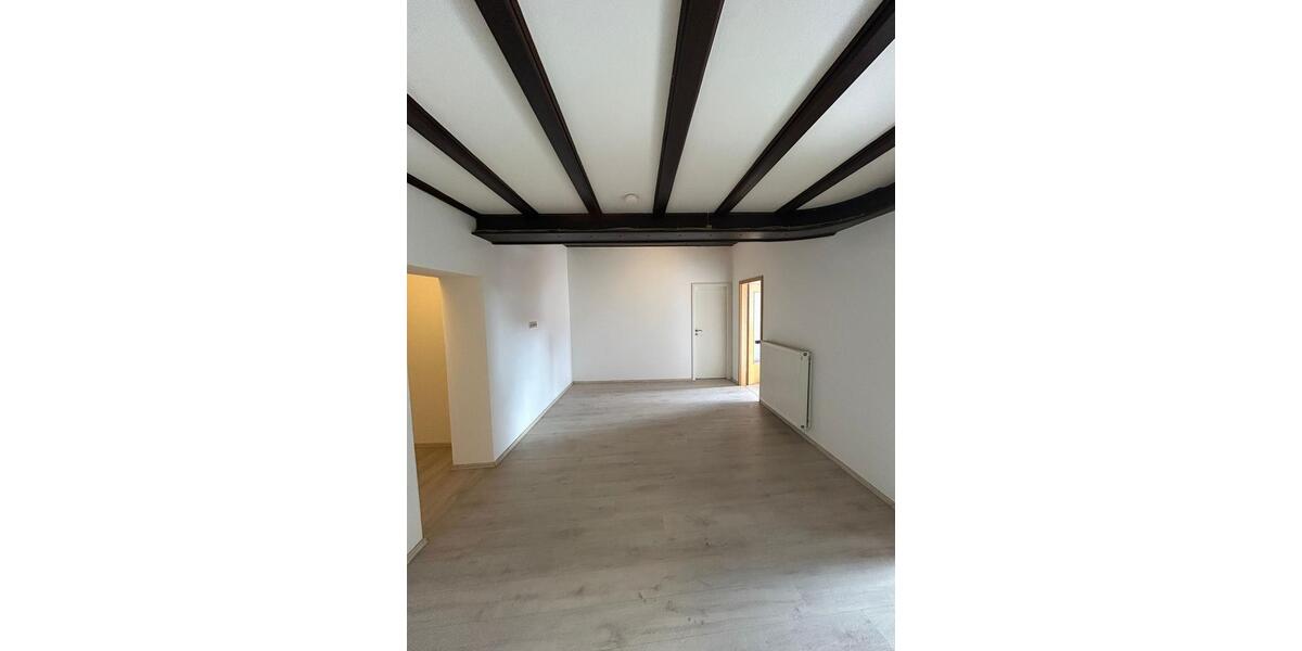 Etagenwohnung Rabenau - 4 Zimmer, 90 m&sup2;, 900&euro; | Angebot:26035451