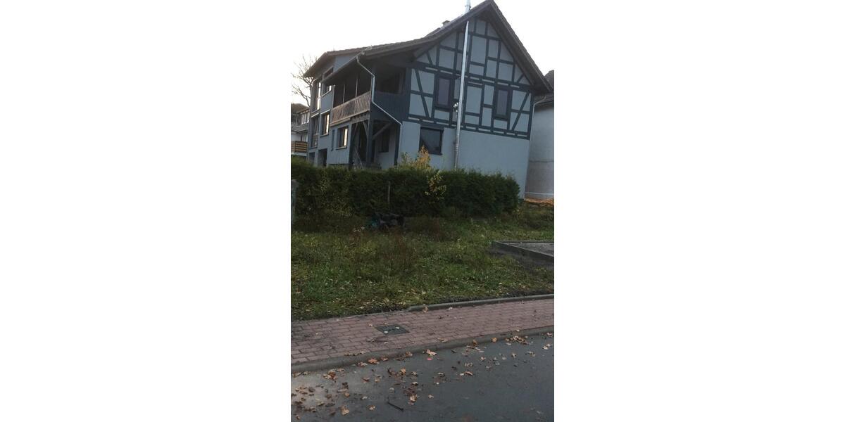 Einfamilienhaus Allendorf (Eder) - 5 Zimmer, 240 m&sup2;, 179.000&euro; | Angebot:26721247