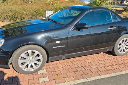 Mercedes-Benz SLK 200 94.500 km 5.900 &euro; Münchhausen 35117