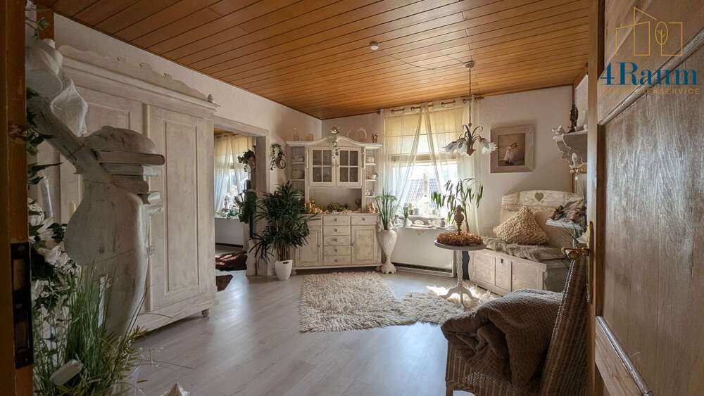 Einfamilienhaus Hatzfeld (Eder) - 4 Zimmer, 100 m&sup2;, 600&euro; | Angebot:26199717