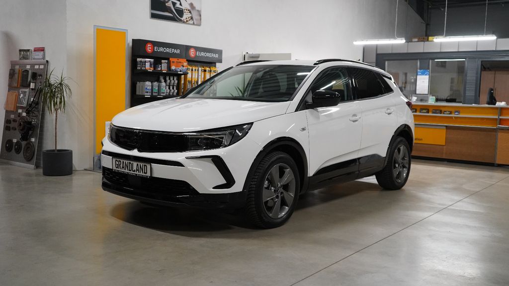 Opel Grandland (X) 16.500 km 25.900 &euro; Frankenberg 35066