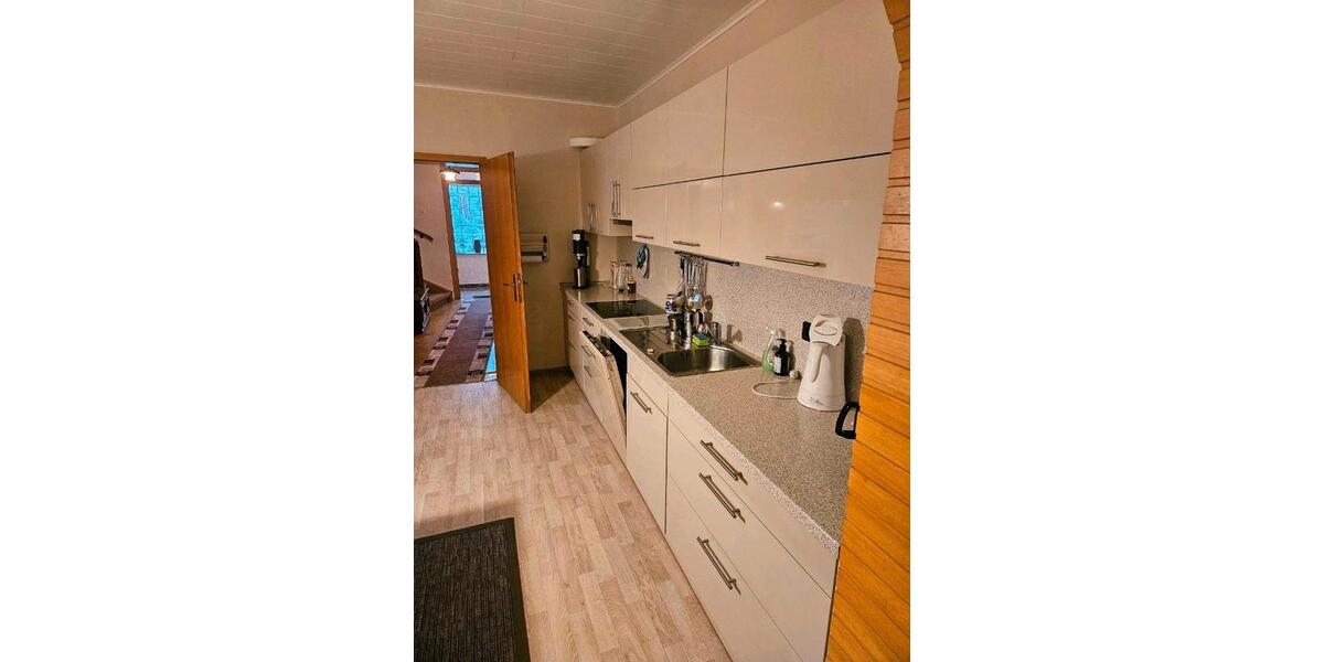 Einfamilienhaus Marburg Cappel - 8 Zimmer, 210 m&sup2;, 340.000&euro; | Angebot:24703674