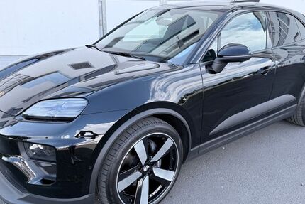 Porsche Macan 11.900 km 86.900 &euro; Gießen 35394