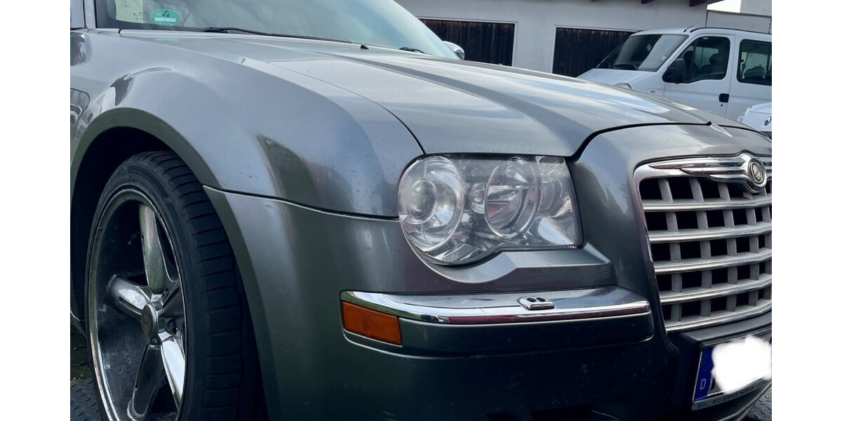 Chrysler 300C 227.225 km 1.900 &euro; Gilserberg 34630