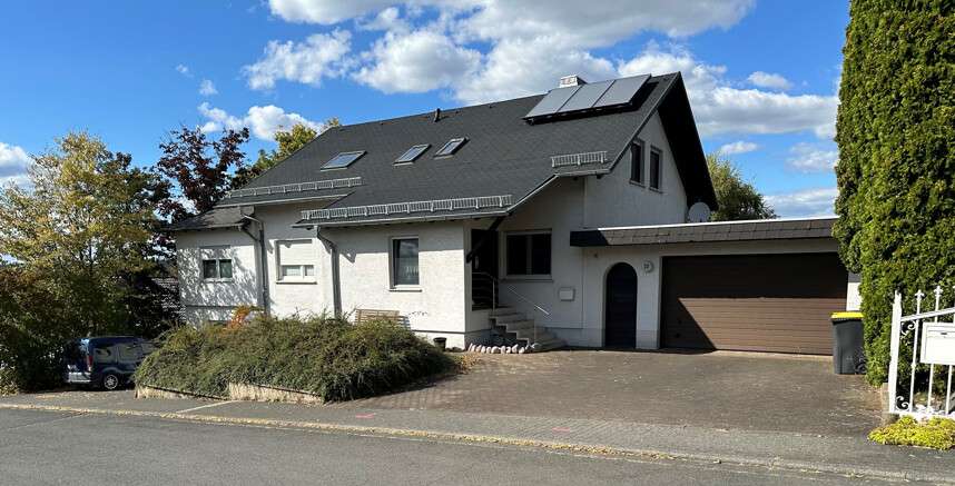 Einfamilienhaus Hohenahr / Erda Erda - 10 Zimmer, 226 m&sup2;, 395.000&euro; | Angebot:24577112