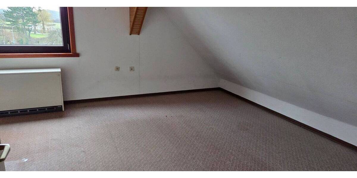 Bauernhaus, Landhaus Gladenbach Rüchenbach - 8 Zimmer, 180 m&sup2;, 335.000&euro; | Angebot:26658954