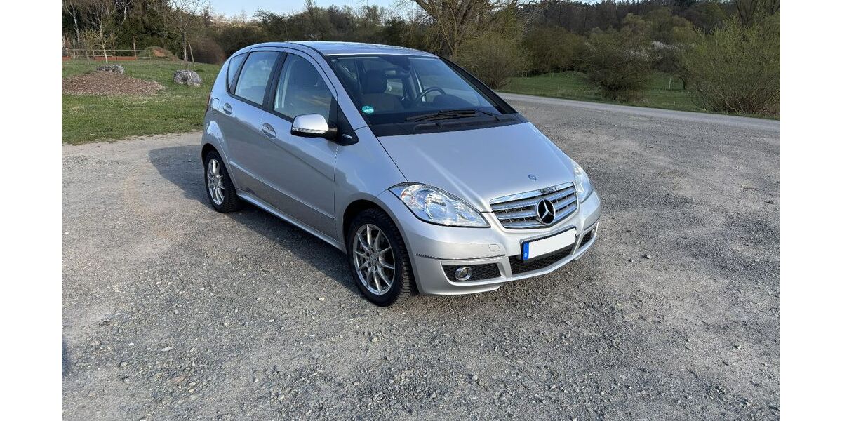 Mercedes-Benz A 180 142.000 km 4.690 &euro; Frankenberg-Röddenau 35066