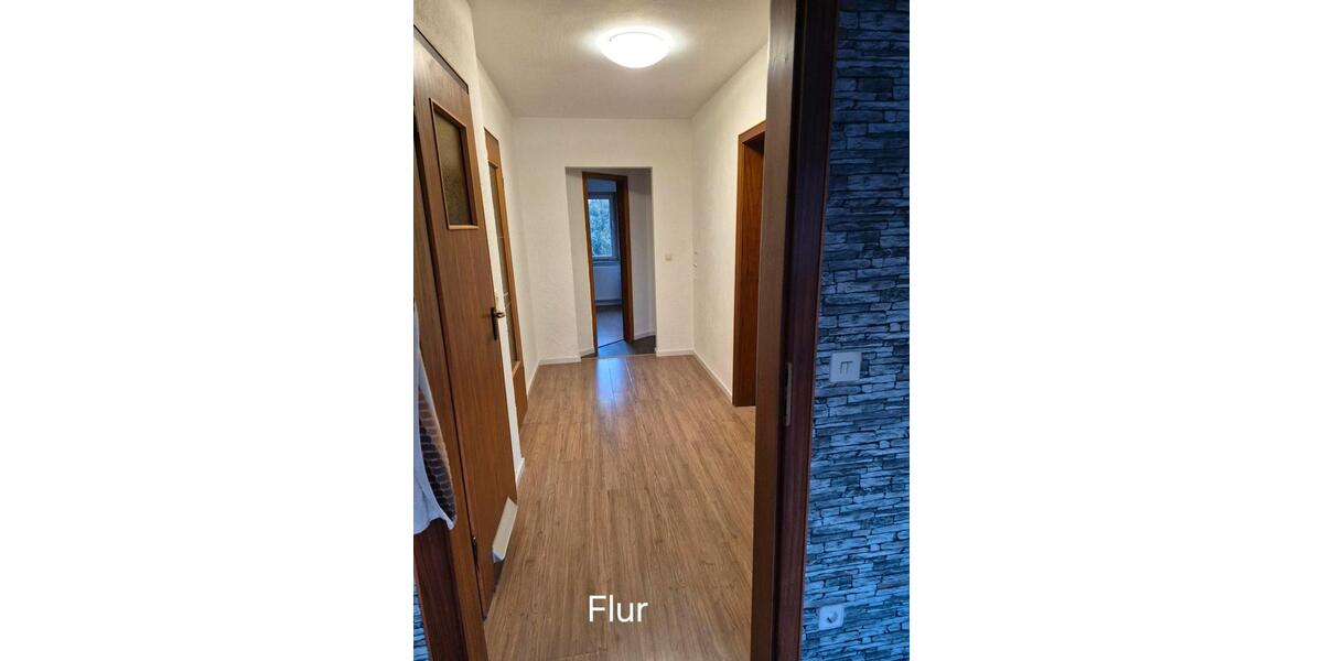 Dachgeschoßwohnung Kirchhain - 3 Zimmer, 80 m&sup2;, 500&euro; | Angebot:26272102