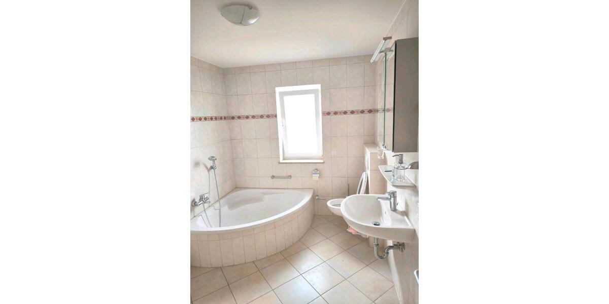 Etagenwohnung Gießen Schlangenzahl - 1 Zimmer, 20 m&sup2;, 650&euro; | Angebot:26201204