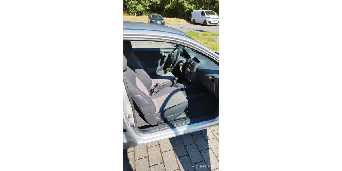 Opel Corsa 125.000 km 2.500 &euro; Gießen 35392