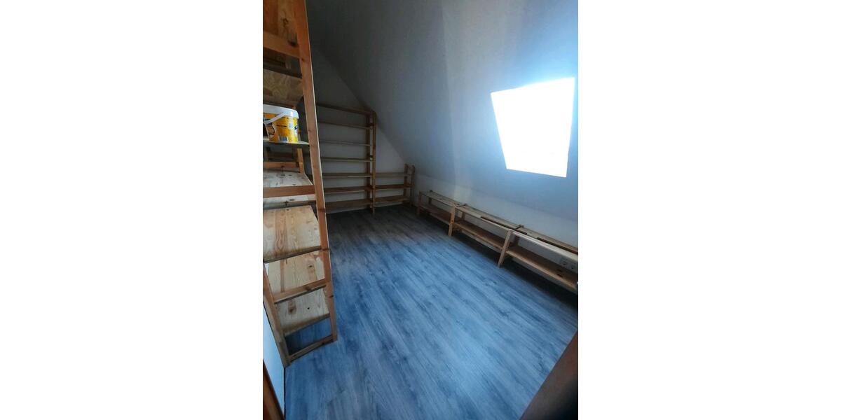 Dachgeschoßwohnung Neustadt (Hessen) - 3.5 Zimmer, 80 m&sup2;, 850&euro; | Angebot:25945234