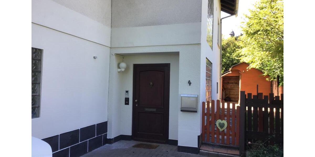 Etagenwohnung Steffenberg - 5 Zimmer, 125 m&sup2;, 850&euro; | Angebot:23992551