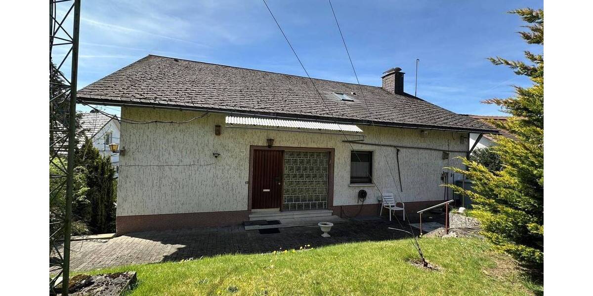 Mehrfamilienhaus, Wohnhaus Bad Laasphe - 7 Zimmer, 179 m&sup2;, 239.000&euro; | Angebot:26740516