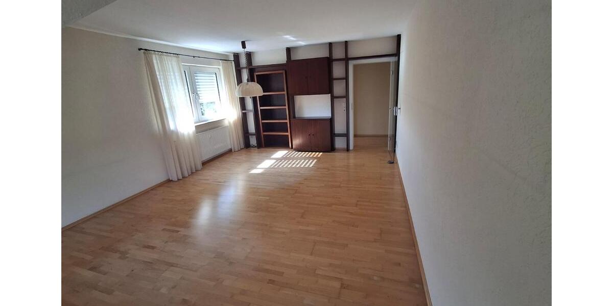 Dachgeschoßwohnung Frankenberg (Eder) - 2 Zimmer, 83 m&sup2;, 750&euro; | Angebot:25960981