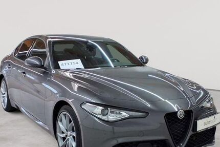 Alfa Romeo Giulia 49.119 km 26.289 &euro; Fernwald-Steinbach 35463