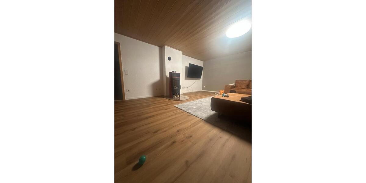 Einfamilienhaus Grünberg - 7 Zimmer, 197 m&sup2;, 300.000&euro; | Angebot:26204568