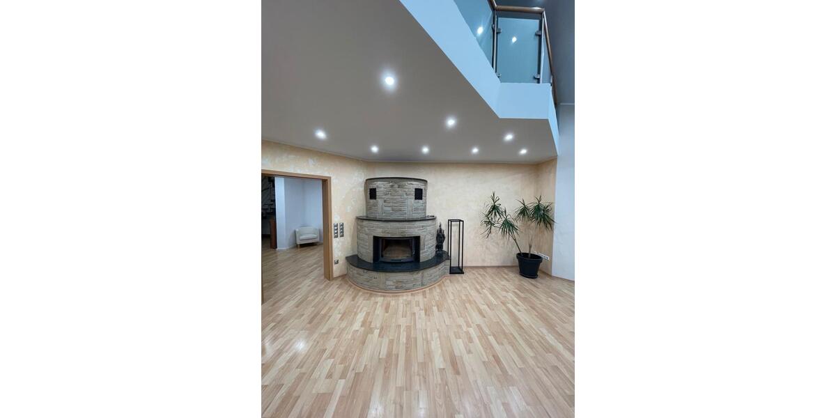 Bungalow Frankenberg (Eder) - 5 Zimmer, 200 m&sup2;, 450.000&euro; | Angebot:25872903